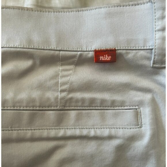 Nike Tour Golf Shorts Men's White Dri-Fit UV Gold Chino Classic Slash Pockets 36 - Picture 2 of 8